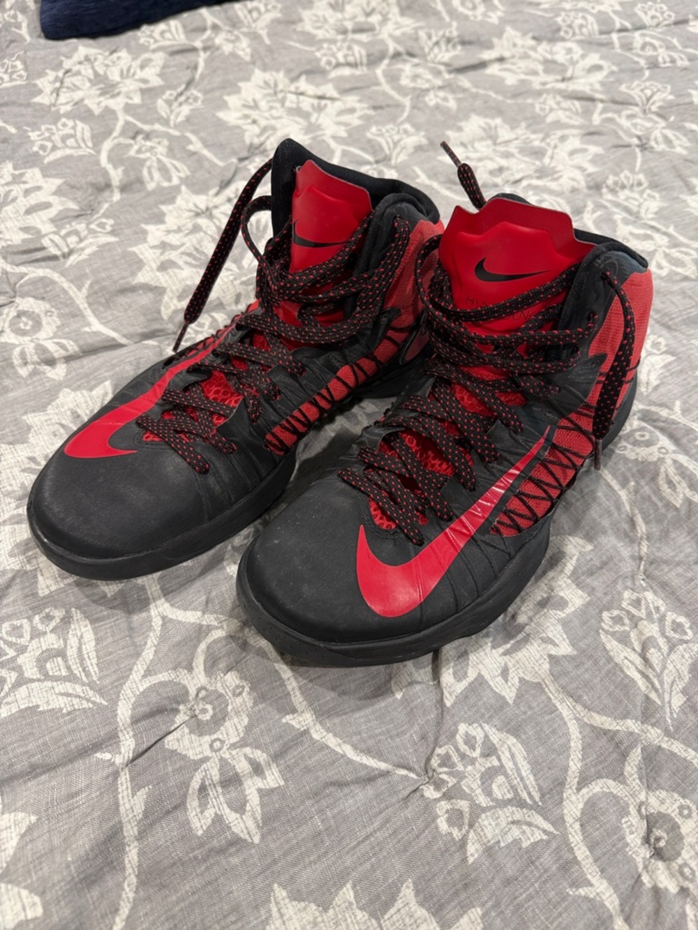 Nike Black and Red Mid-Top Basketball Sneakers
